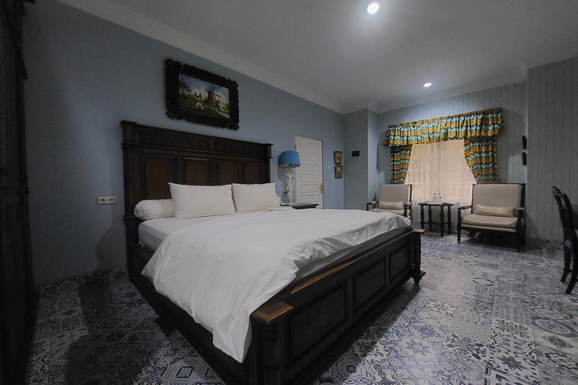Nonie'S Huis Hotel 棉兰 外观 照片