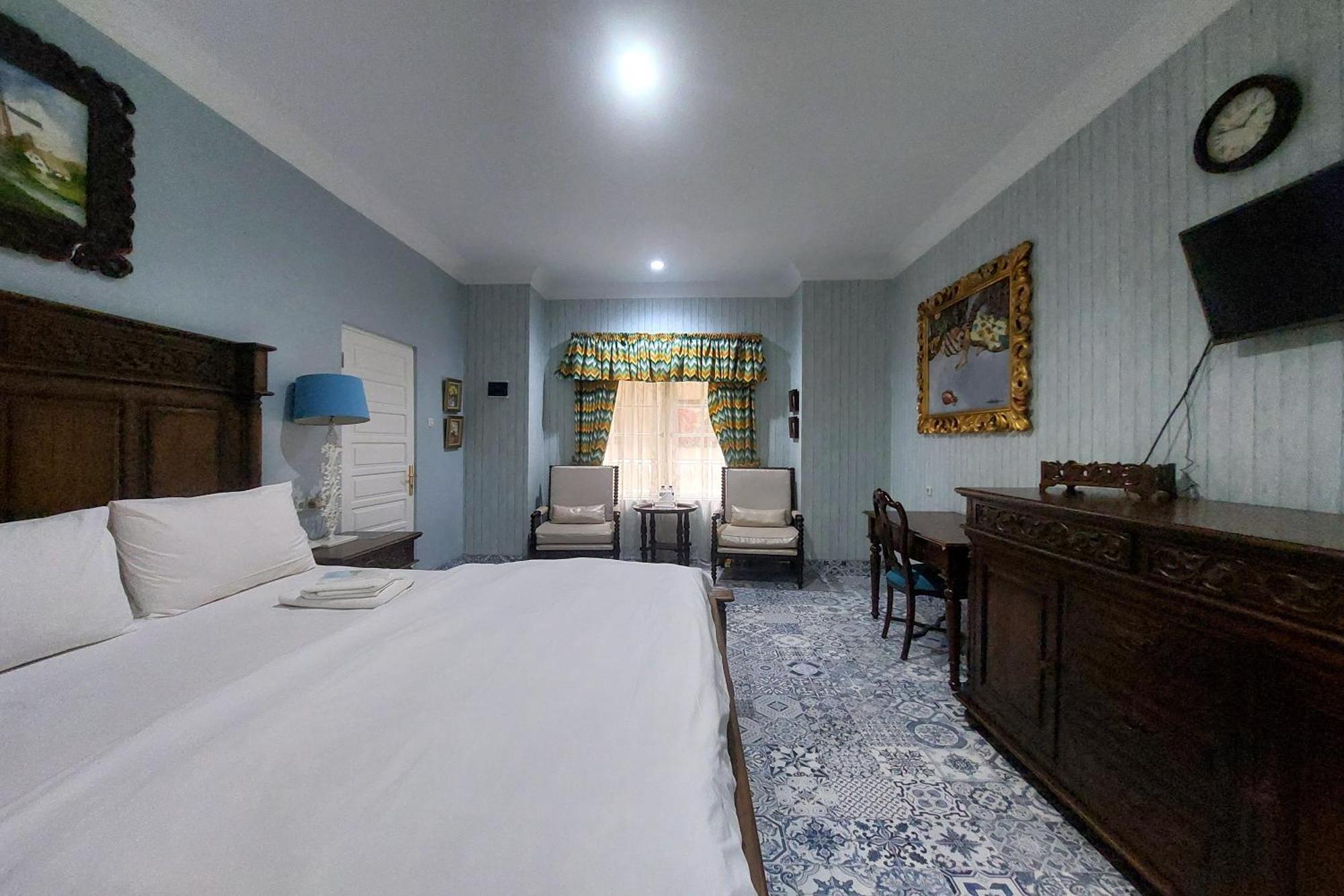 Nonie'S Huis Hotel 棉兰 外观 照片