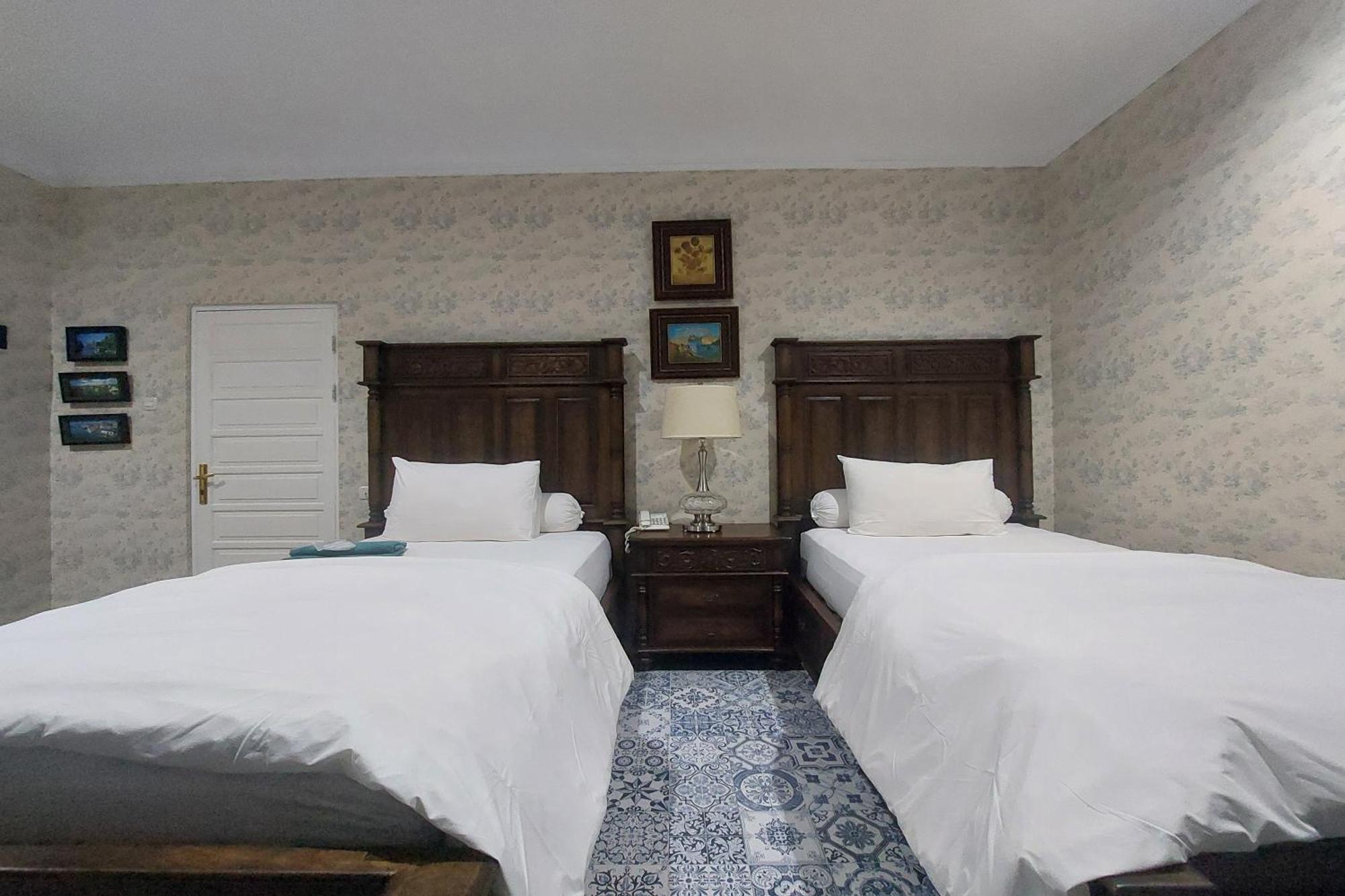 Nonie'S Huis Hotel 棉兰 外观 照片